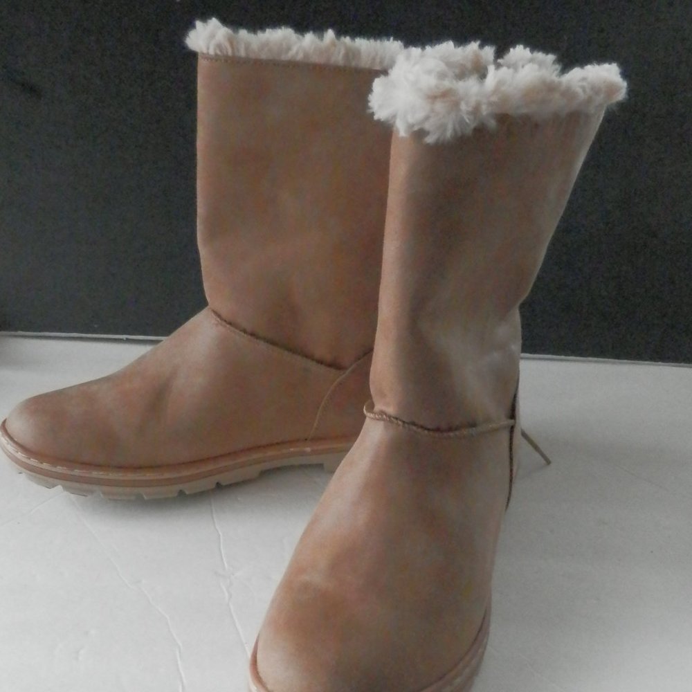 Cliffs by White Mountain Katiana Boots - Vegan Leather For Women SIZE 9.5M NEW - Picture 5 of 11